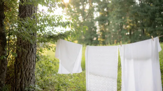 How to Keep Your White Clothes Bright and Fresh Longer | Diggy Doos Ubud
